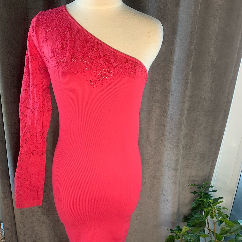 BCBG Generation, one shoulder body con dress with subtle floral cutout pattern.